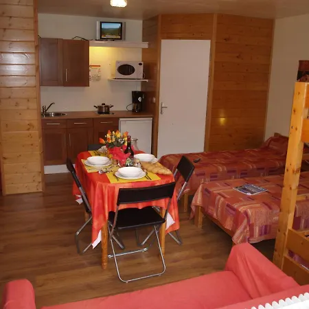 L'abri D'arlos Bed & Breakfast Arlos